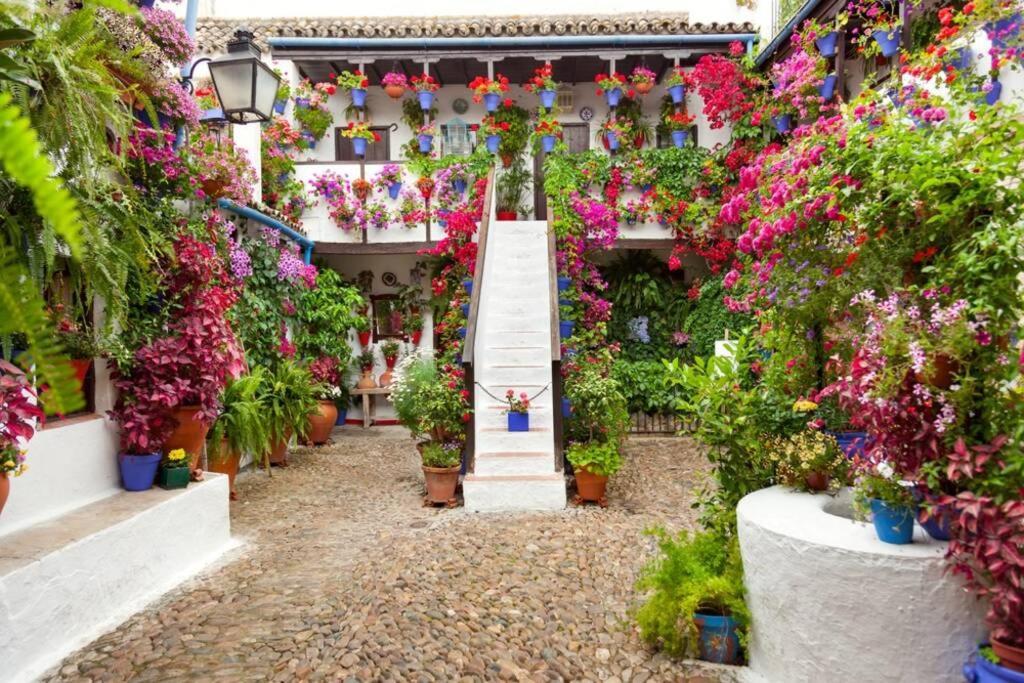 Apartamento Al-Zhara, Junto Puente Romano Apartment Cordoba Exterior photo