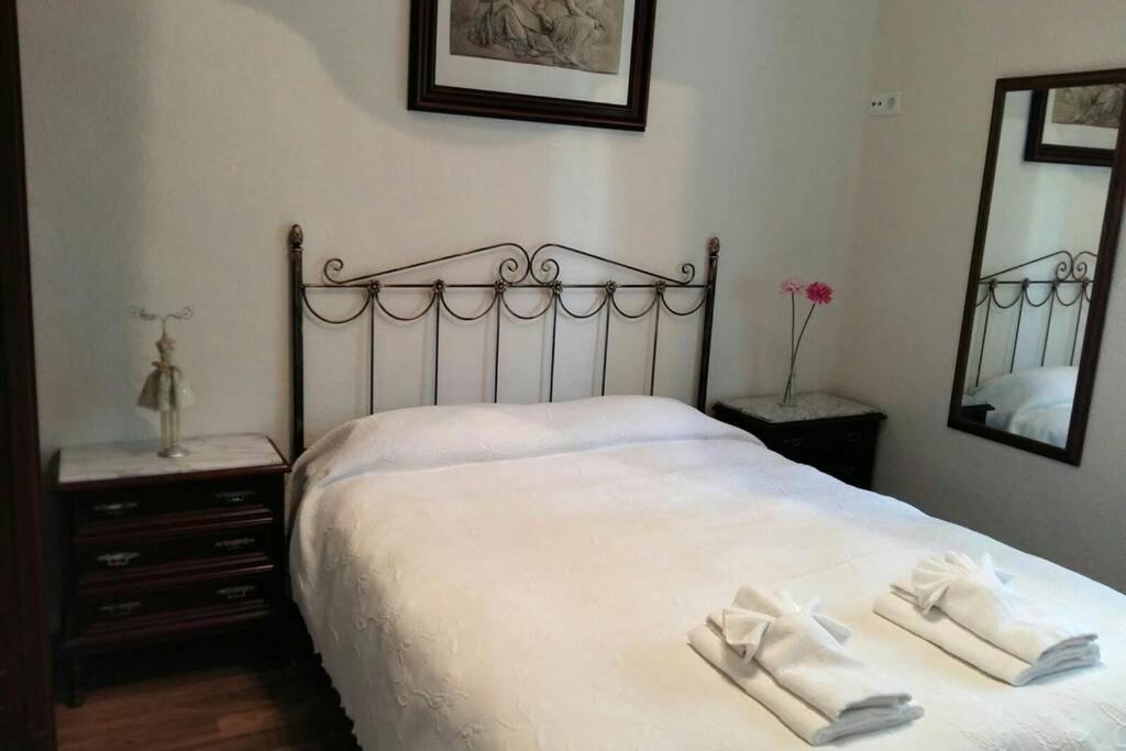 Apartamento Al-Zhara, Junto Puente Romano Apartment Cordoba Exterior photo