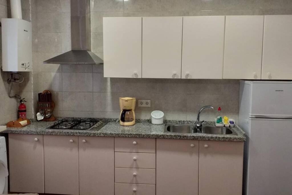 Apartamento Al-Zhara, Junto Puente Romano Apartment Cordoba Exterior photo